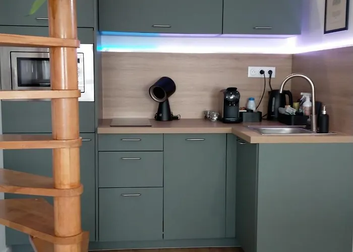 Petite Maison Pleine De Charme